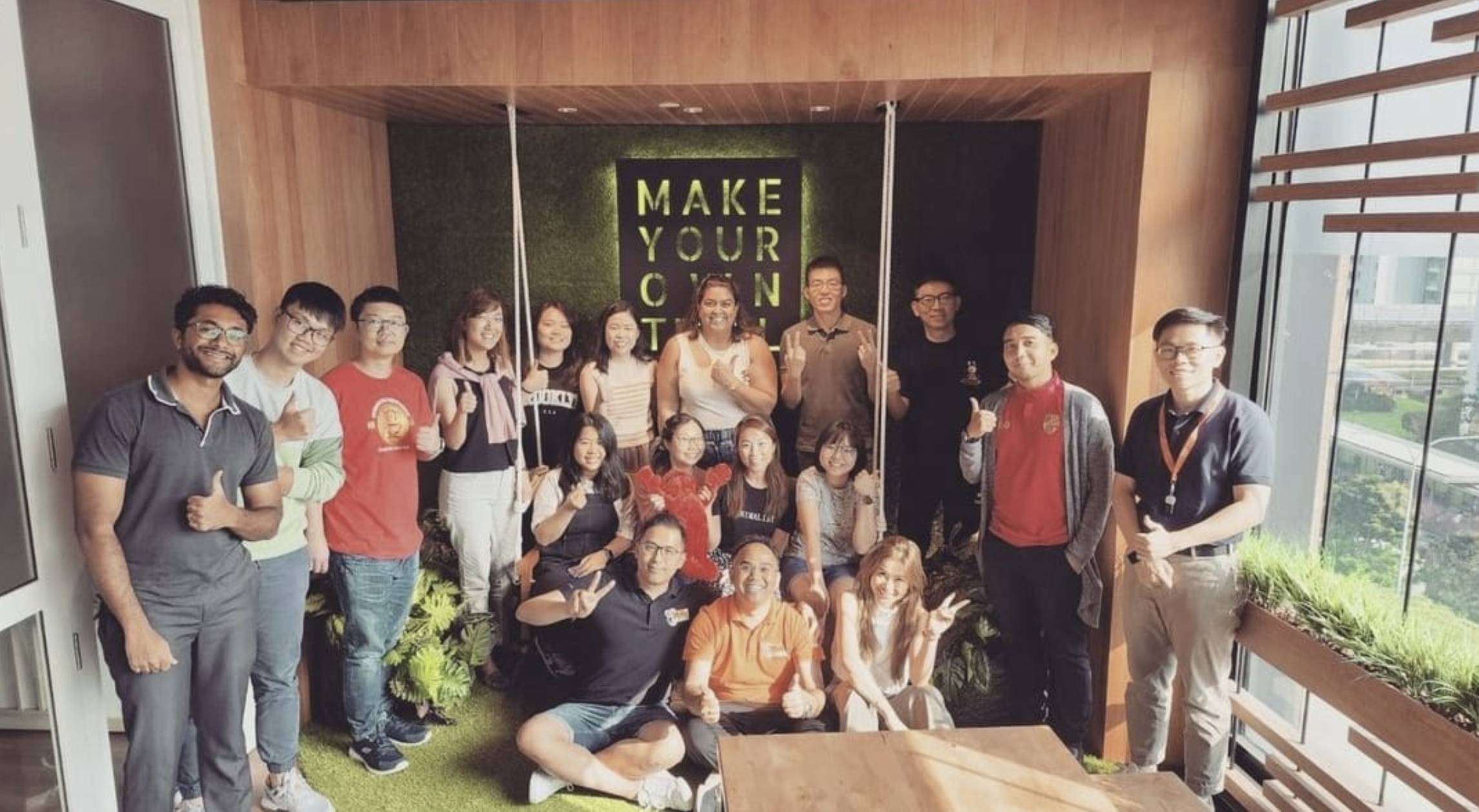 Group selfie after one of Kiwii's PSPO classes in Singapore